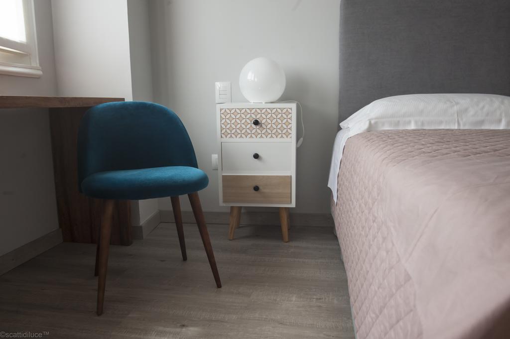 Dimora 16 Rooms & Garden Prato  Bagian luar foto