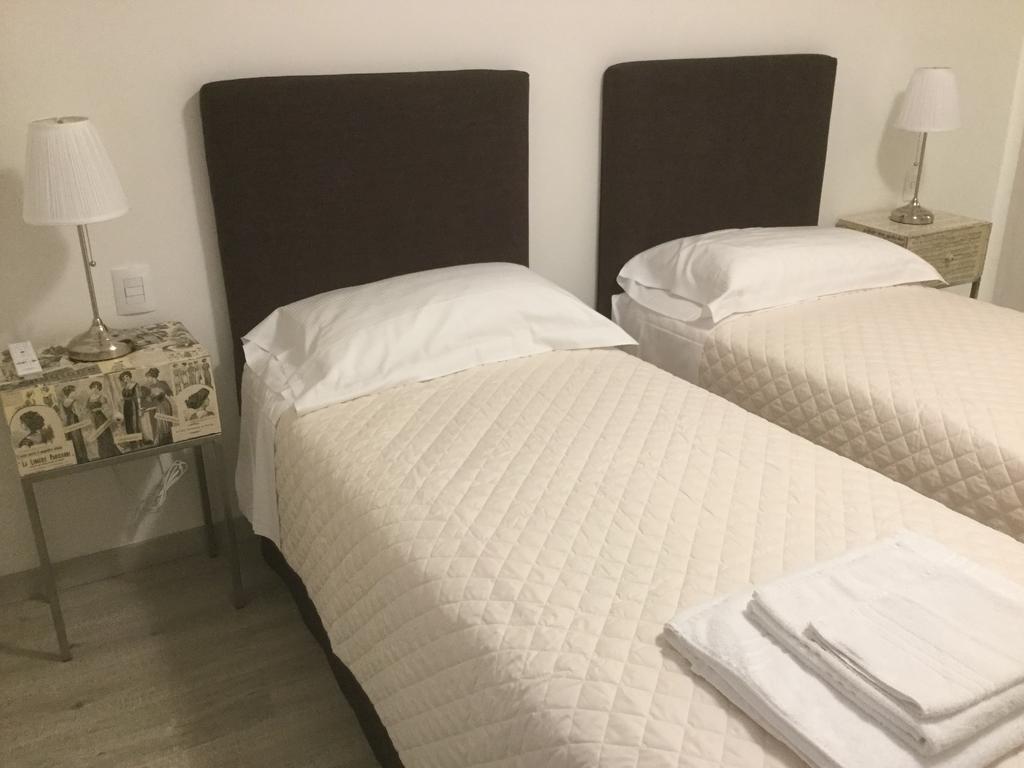 Dimora 16 Rooms & Garden Prato  Bagian luar foto